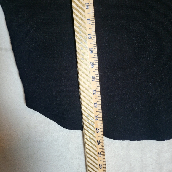 Liquid By Sioni Black And Silver Embellished Paillette Sweater Medium - Picture 10 of 10